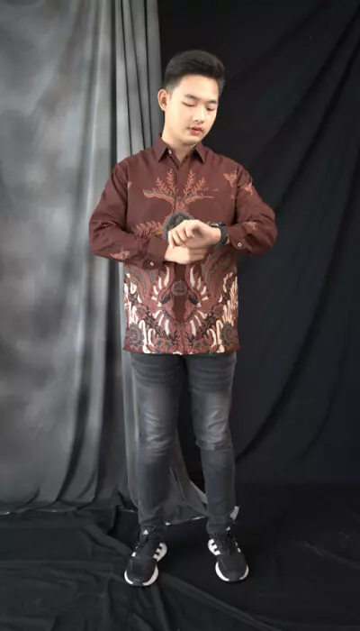 kemeja batik pria lengan panjang