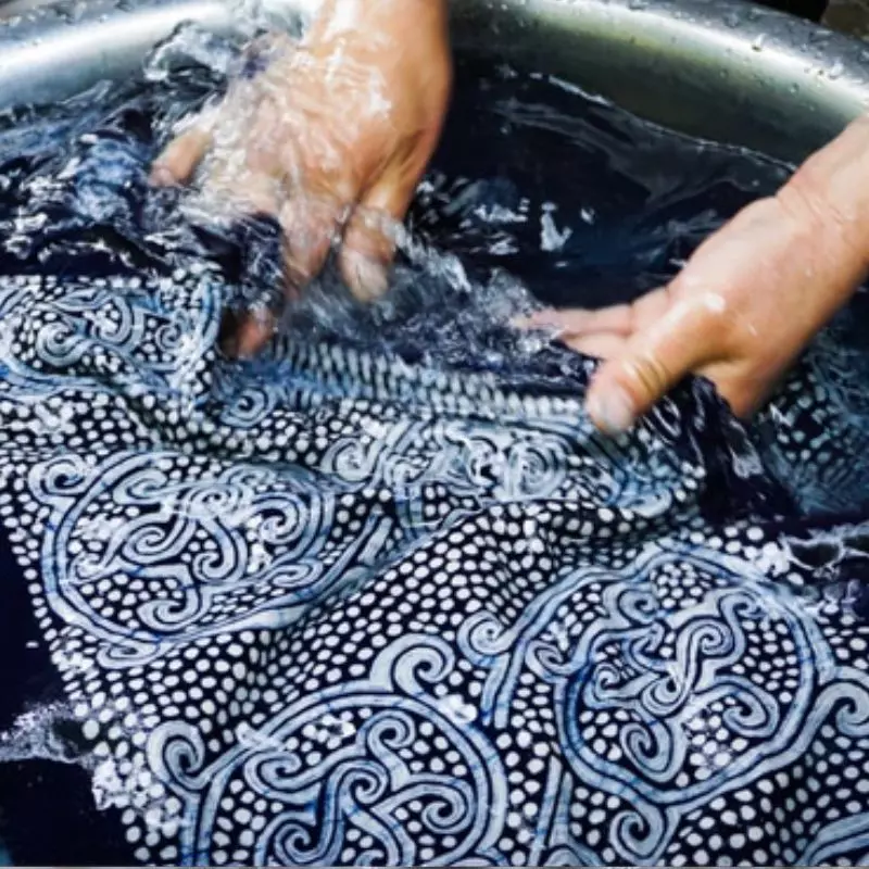 Mencuci Baju Batik Furing dengan Benar