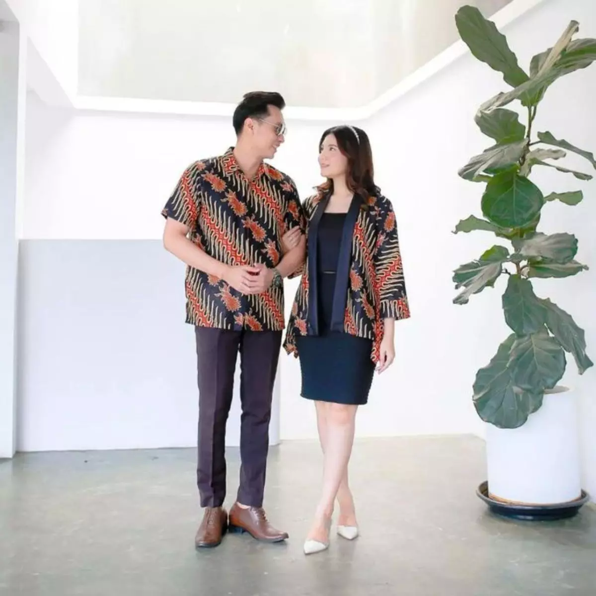 1. Batik Couple Menjadi Simbol Kebersamaan dan Harmoni