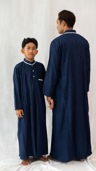 Jubah Muslim Anak Nur Hafid Warna Lengan Panjang Kombinasi kain Motif Aquila Sisir 