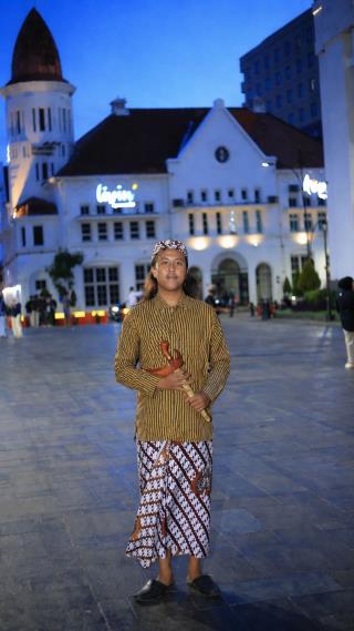 Lurik Pria Model Sorjan Kuning