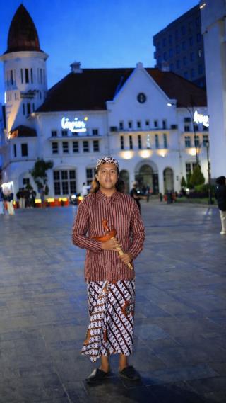 Lurik Pria Model Sorjan Merah Bata