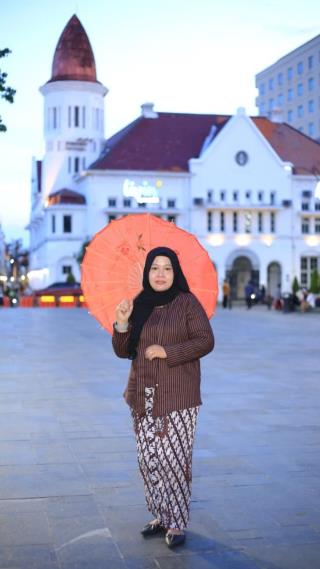 Lurik Wanita Kutubaru Coklat